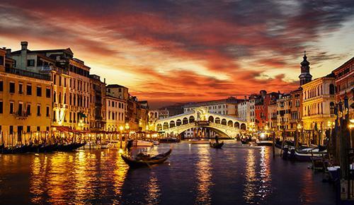 関空昼発│ゆったり座席で行く イタリア3都市周遊6泊8日
