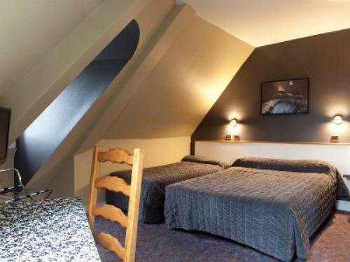グランドホテルドュパレ お部屋一例(C)MIKI TRAVEL