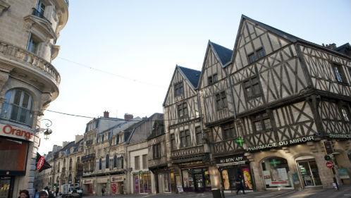 ディジョンの街並み　イメージ（Ｃ）-Atout FranceCdric Helsly