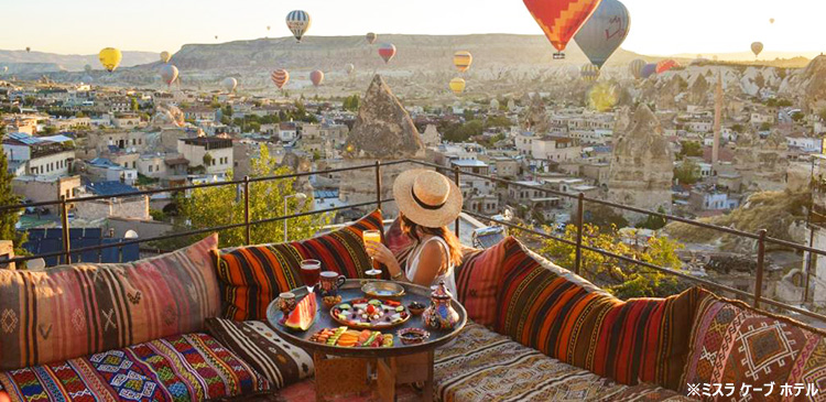 気球が見える旅工房イチ押し洞窟ホテルに宿泊！カッパドキア＋イスタンブール ツアー写真