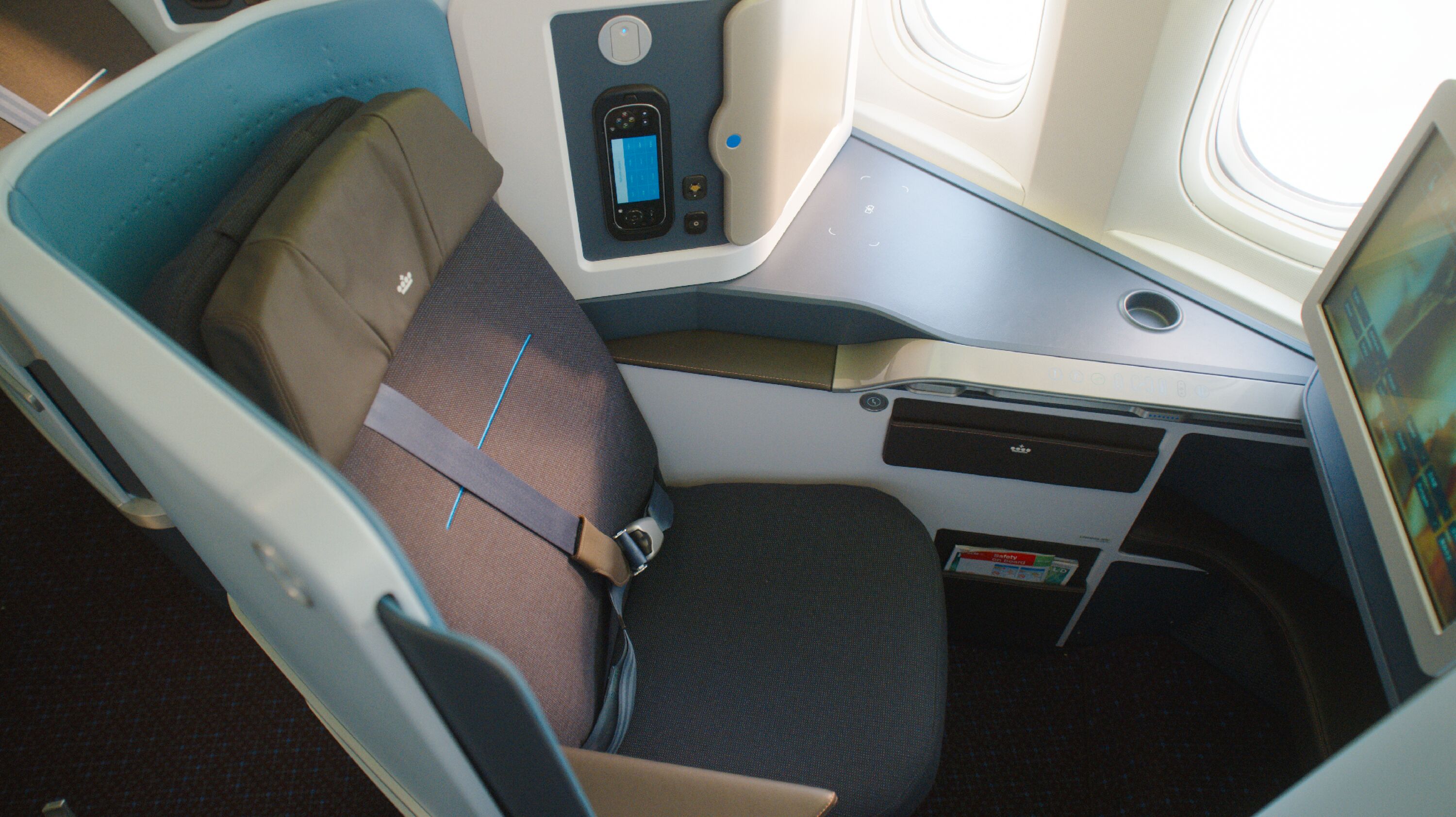 KLMオランダ航空_ビジネスシート