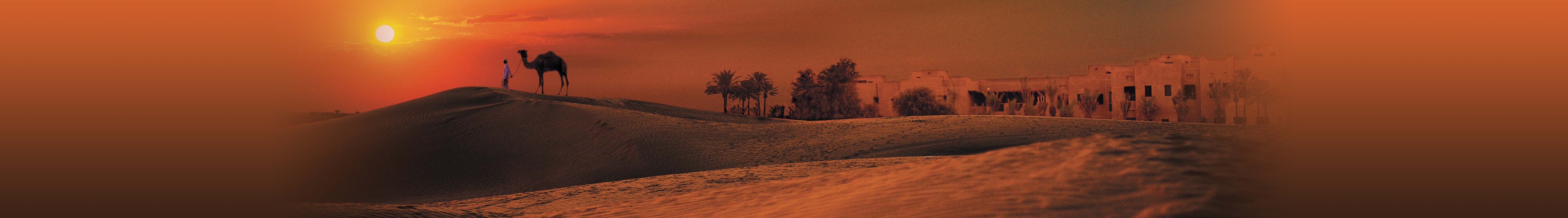 砂漠にあるホテル メイン画像