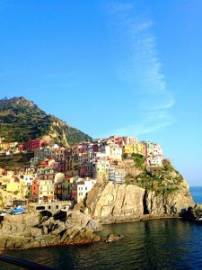 フィレンツェからの周遊におすすめな都市！フォトジェニックな島マナローラとチヴィタ