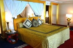 ドバイのランドマーク！三日月ホテルバージュ・アル・アラブ宿泊記