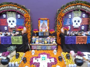 カラフルなガイコツ祭り！？メキシコの死者の日を体験！