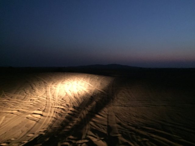 ドバイ　砂漠　サンライズツアー　02