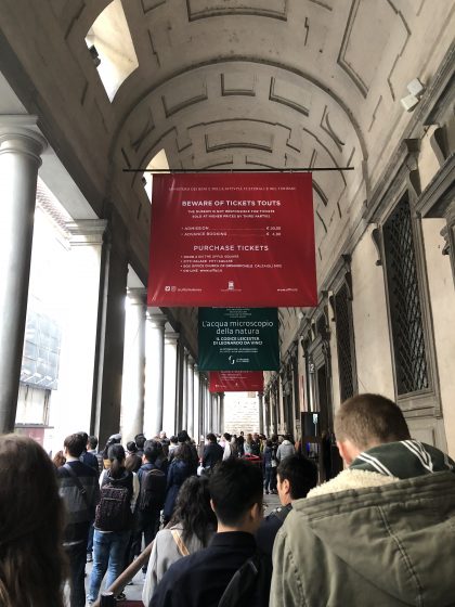 Italy_firenzecard_uffizi_entrance""