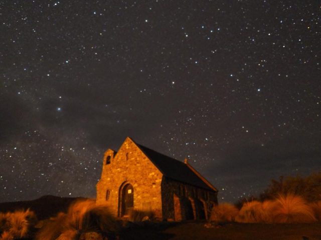 Tecapo_starandchurch""